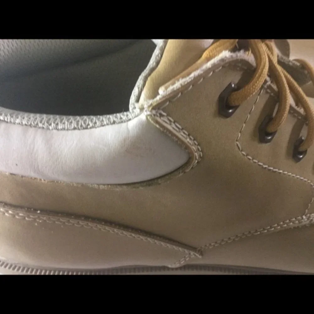 SOLD! Hunter's Bay Men's Chukka Boots - Picture 14 of 14